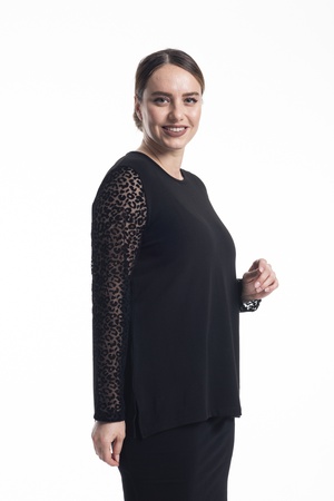 БЛУЗКА С РУЧНОЙ КРЫШКОЙ