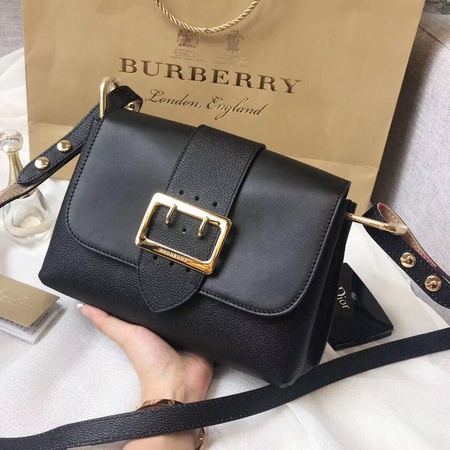 Люкс копии женских сумок, часов, аксессуаров