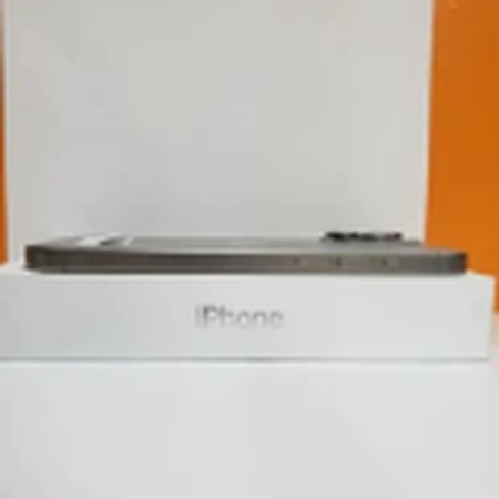 Apple iPhone 15 Pro Max – 512 GB – doğal titanyum