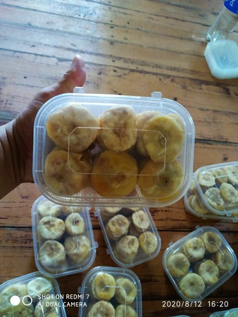 Сухофрукты и орехи