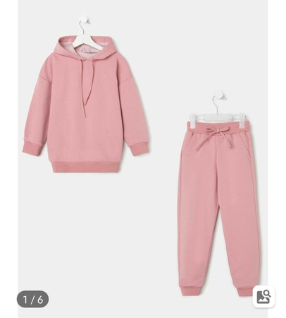 Sweatshirtler, kapüşonlular, joggers, tişörtler, şortlar