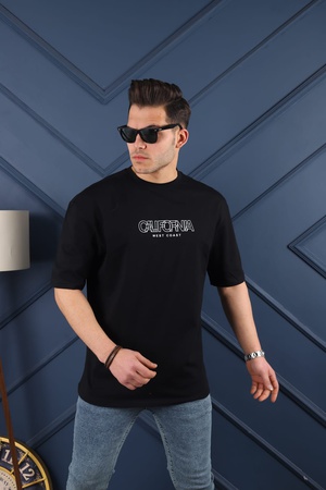 Мужская футболка оверсайз