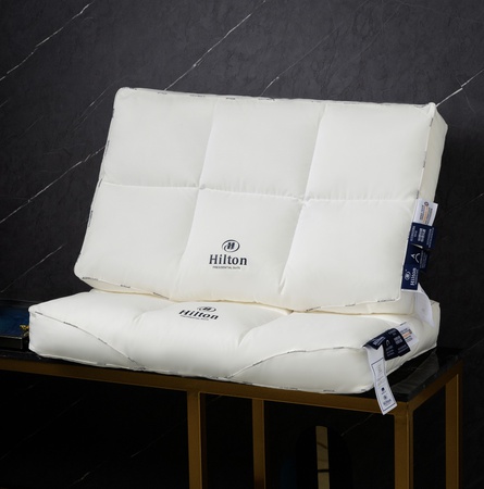 Отельная подушка Hilton. Ортопедическая