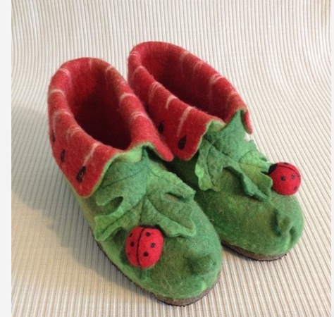 Ev yapımı keçe çizmeler &quot;Karpuz&quot;