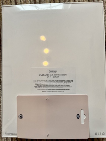 Apple iPad Pro 5. Nesil 128 GB, Wi-Fi + Hücresel 12.9 inç - Uzay Grisi.