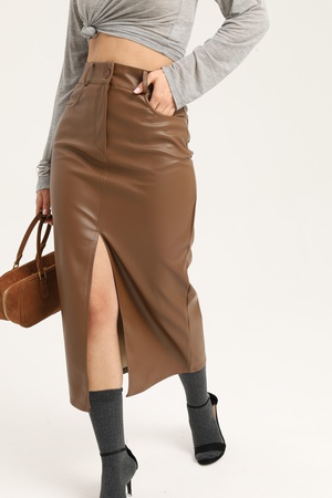 Кожаная юбка миди