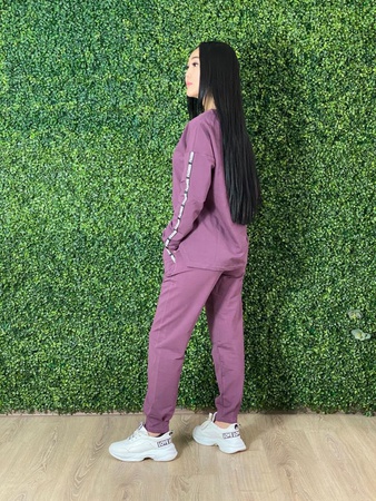 Kadınlar için spor giyim