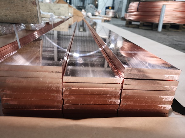 حافلة نحاسية