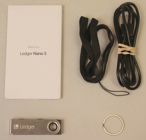 Аппаратный кошелек Ledger Nano S Crypto / Cryptocurrency (BLUE) New Open Box