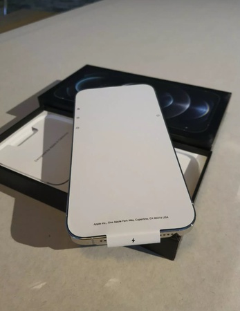 Apple iPhone 12 Pro Max разблокирован