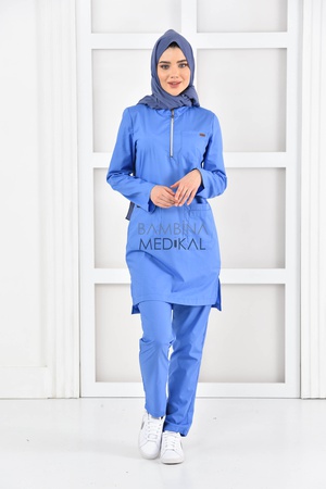 Müslüman tıbbi kadın takım elbise