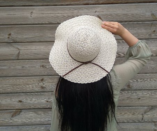 Bayan yaz şapka