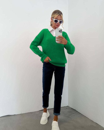 Свитер из качественной вязки