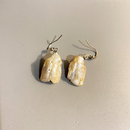 Seramik kafataslı doğal inci küpeler