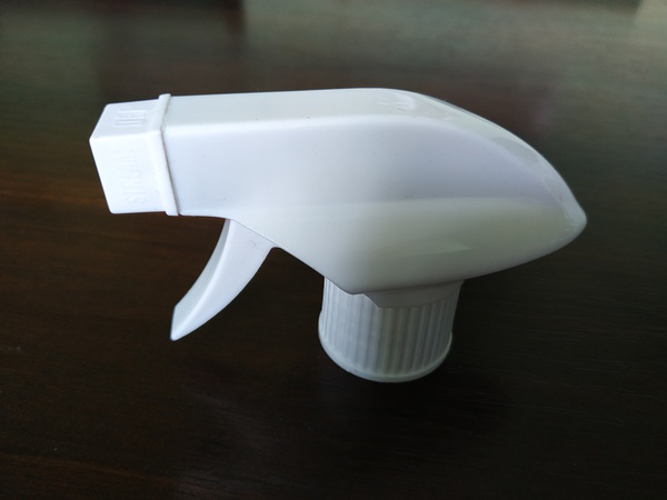 Триггер-распылитель