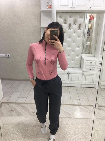 Двойка из боди и брюк 🤩