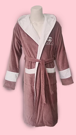 Бархатные халаты с двойным капюшоном