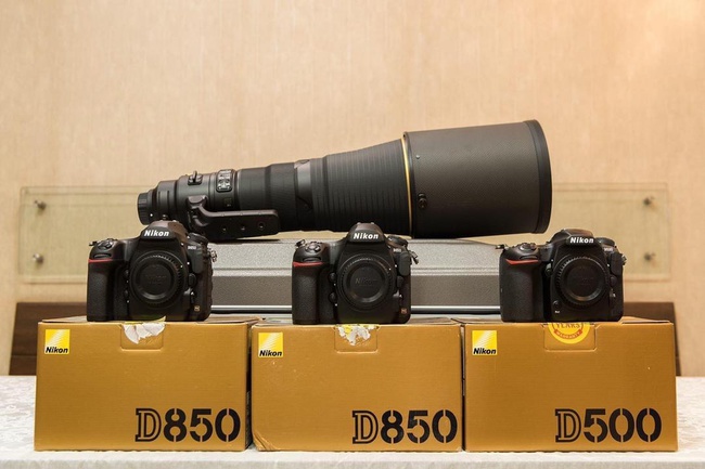 Nikon D850 FX-format 45.7MP Tam Kare Dijital SLR Fotoğraf Makinesi Gövdesi