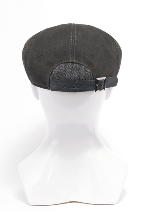 Кепка из замши 010214