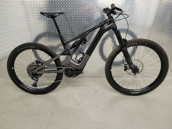 2022 Özel Turbo Levo Uzman Bisiklet