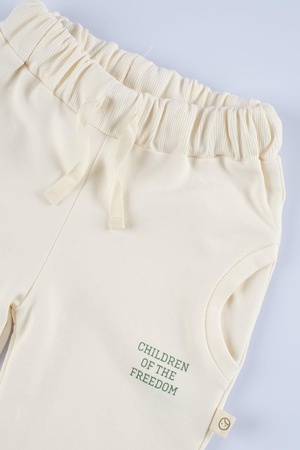 Organik pamuklu çocuk pantolonları