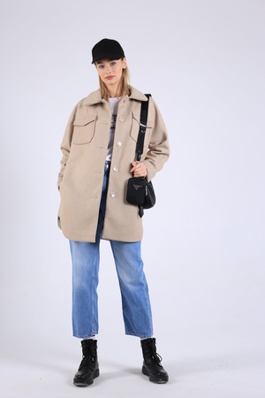 Women's short coat shirt style