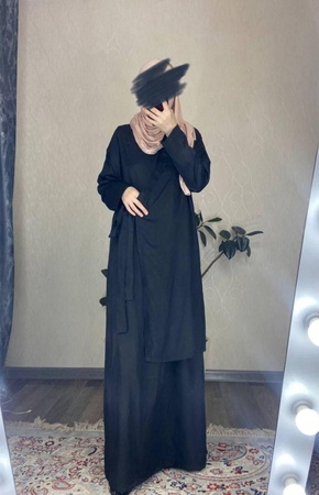 В наличии Абая с запахом Ткань: тонкий лён сезон лето Размер: стандартный оверсайз Производство Кыргызстан 🇰🇬🇰🇬🇰🇬