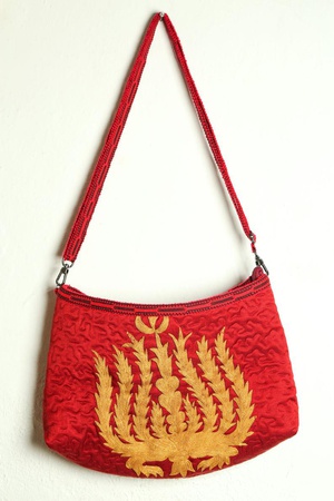 Красный клатч