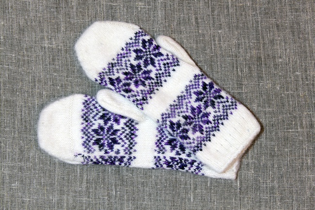 Kadınlar için yün eldivenler