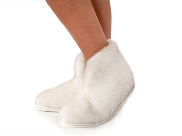 Чуни из овечьего меха