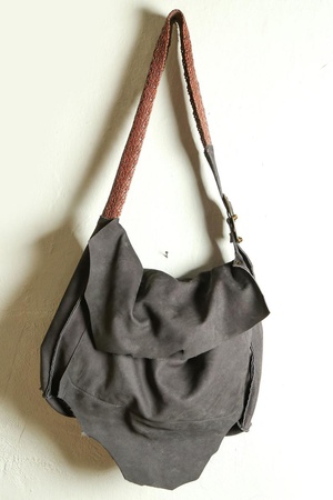 Замшевая сумка ручной работы