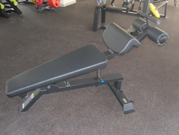 A3037 Скамья для пресса регулируемая (Adjustable D