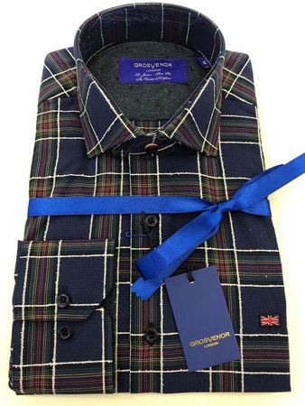 Erkeklerin gömlekleri