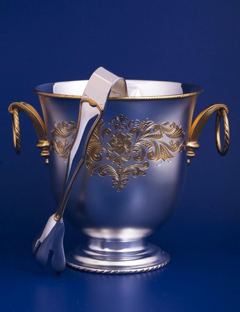 Серебряная емкость для льда №2