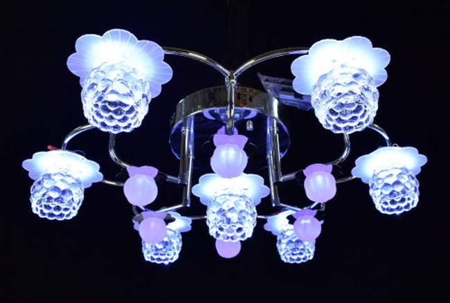 Люстры, бра, светодиодные гелогеновые люстры