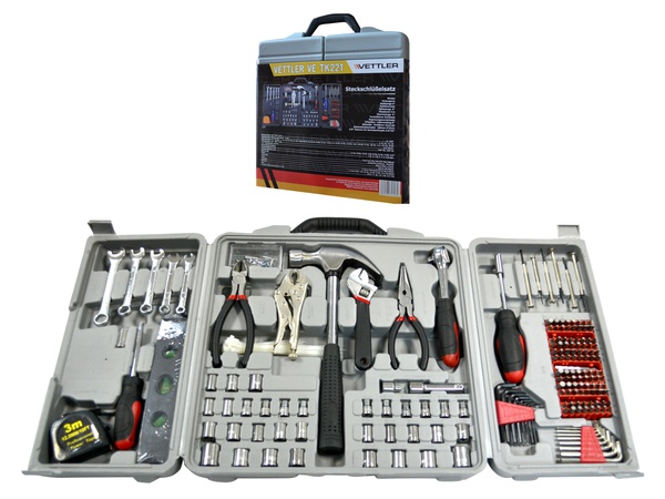 Наборы инструментов в ассортименте