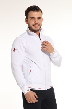 МУЖСКОЙ СПОРТИВНЫЙ КОСТЮМ