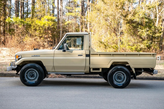 Used  Toyota Land Cruiser FJ75 4x4