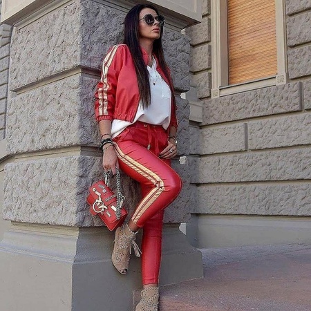 Женская одежда