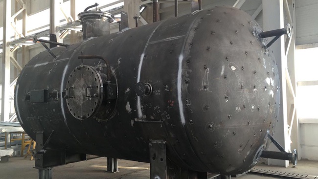 Аппараты емкостные цилиндрические для жидких и газовых сред