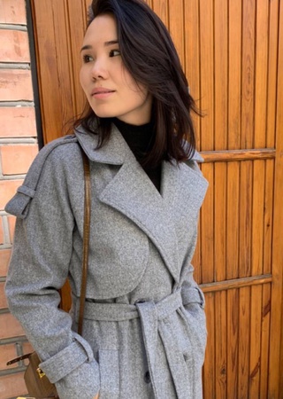 Тренч из пальтовой ткани с широкими лацканами