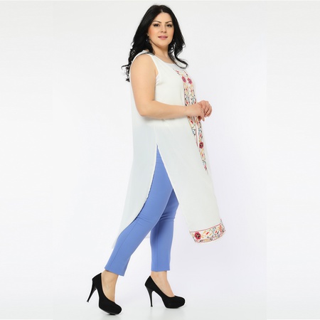 Büyük Beden Nakışlı Yelek