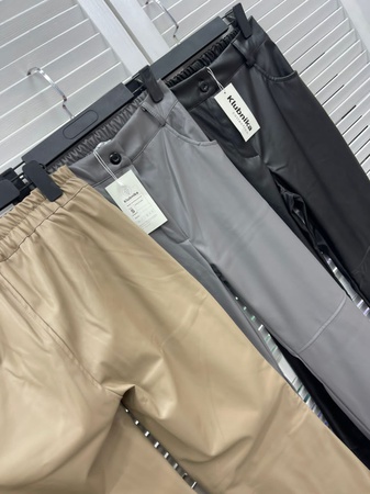 Штаны из эко кожи