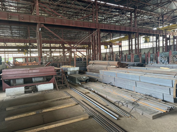 Поставки труб и металлопроката в Иран и на Ближний Восток — бесшовные, шовные, балки, листы