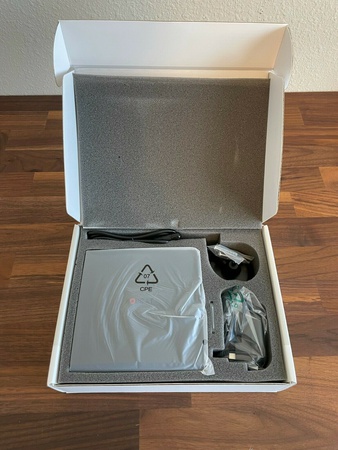 Bobcat Miner 300 Helium HNT Hotspot .