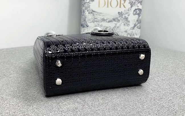 Люкс копии женских сумок, часов, аксессуаров