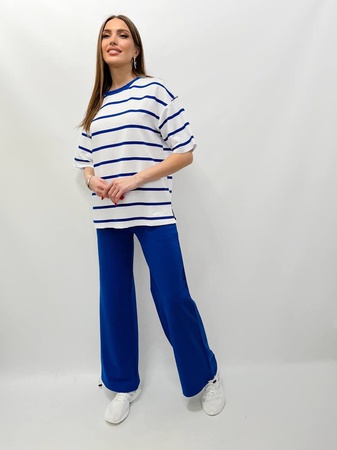 Базовый костюм в полоску