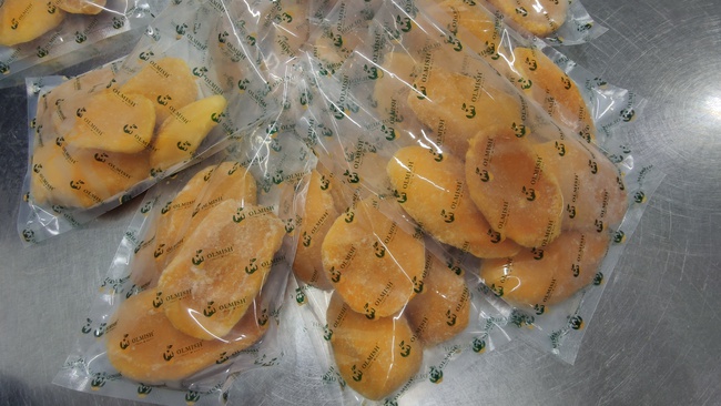 Замороженный Манго половинки. Замороженные фрукты с заводов OLMISH