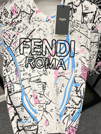 Футболка Фенди