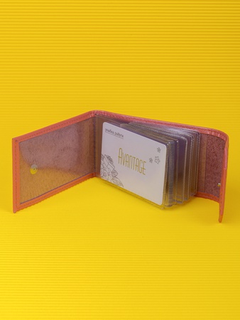 Картхолдер на кнопке КФТ-84